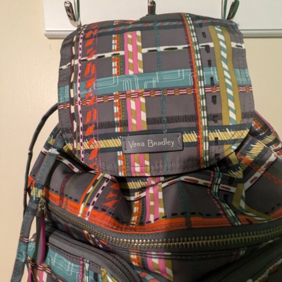 Vera Bradley NWOT Nylon Backpack - City Twill pattern? - Picture 4 of 11